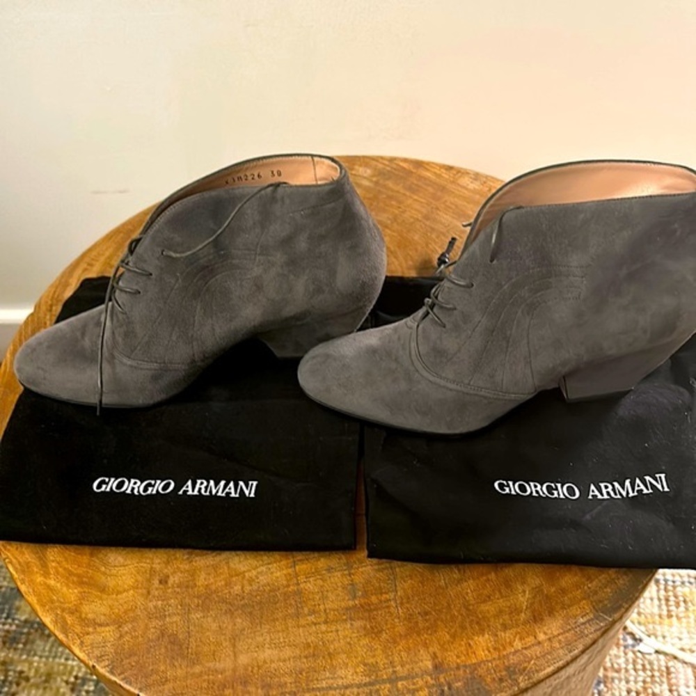 Runway Giorgio Armani Gray Suede boots